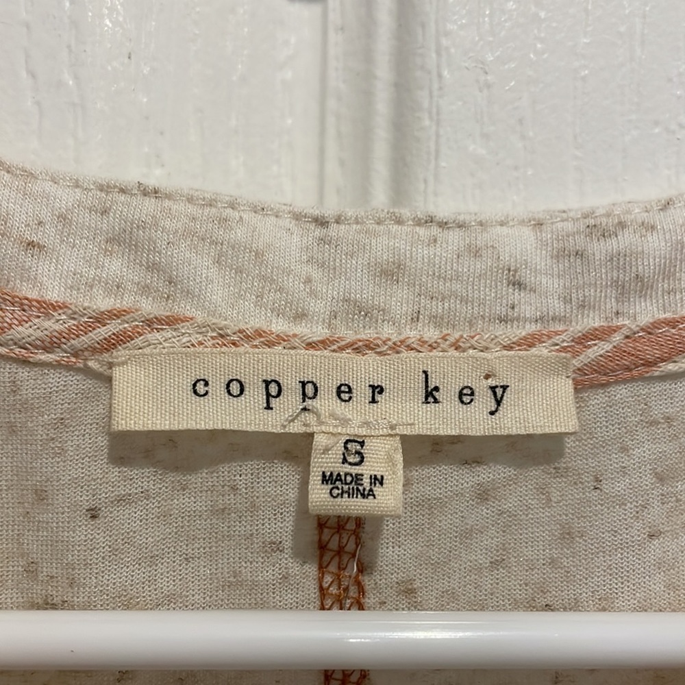 COPPER KEY TOP - Picture 2 of 3